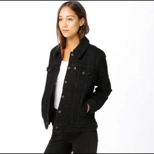 NWOT Levi's Black Ex Boyfriend Sherpa Jacket L